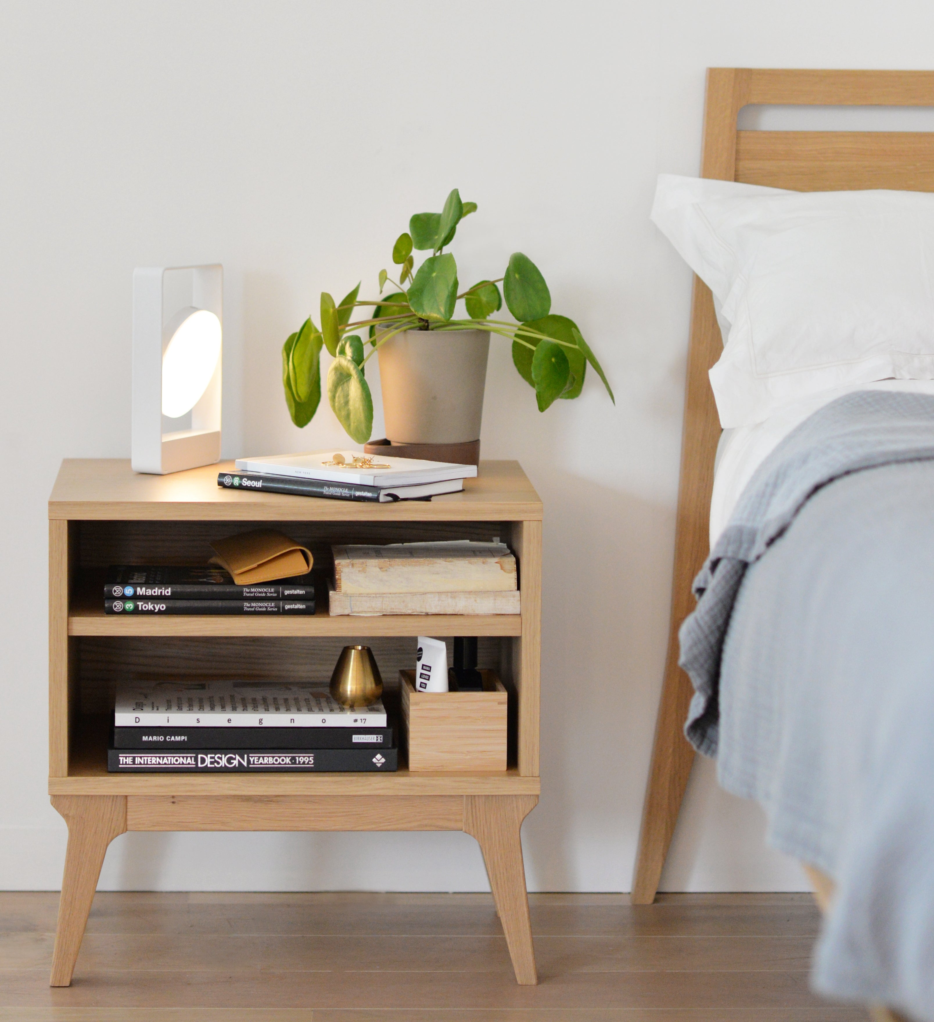 Valentine Bedside Table in oak