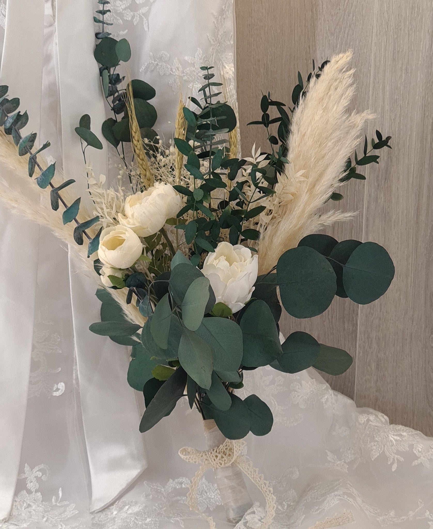 Eucalyptus, Pampas Grass &amp; Dried flowers Bridal Bouquet, Bridemaids Bo –  Kanda and Co