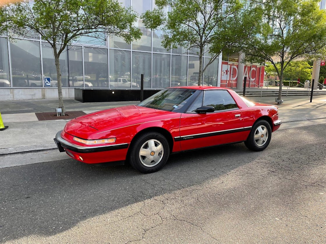 SOLD - Early 1988 Buick Reatta Coupe – East Coast Reatta Parts
