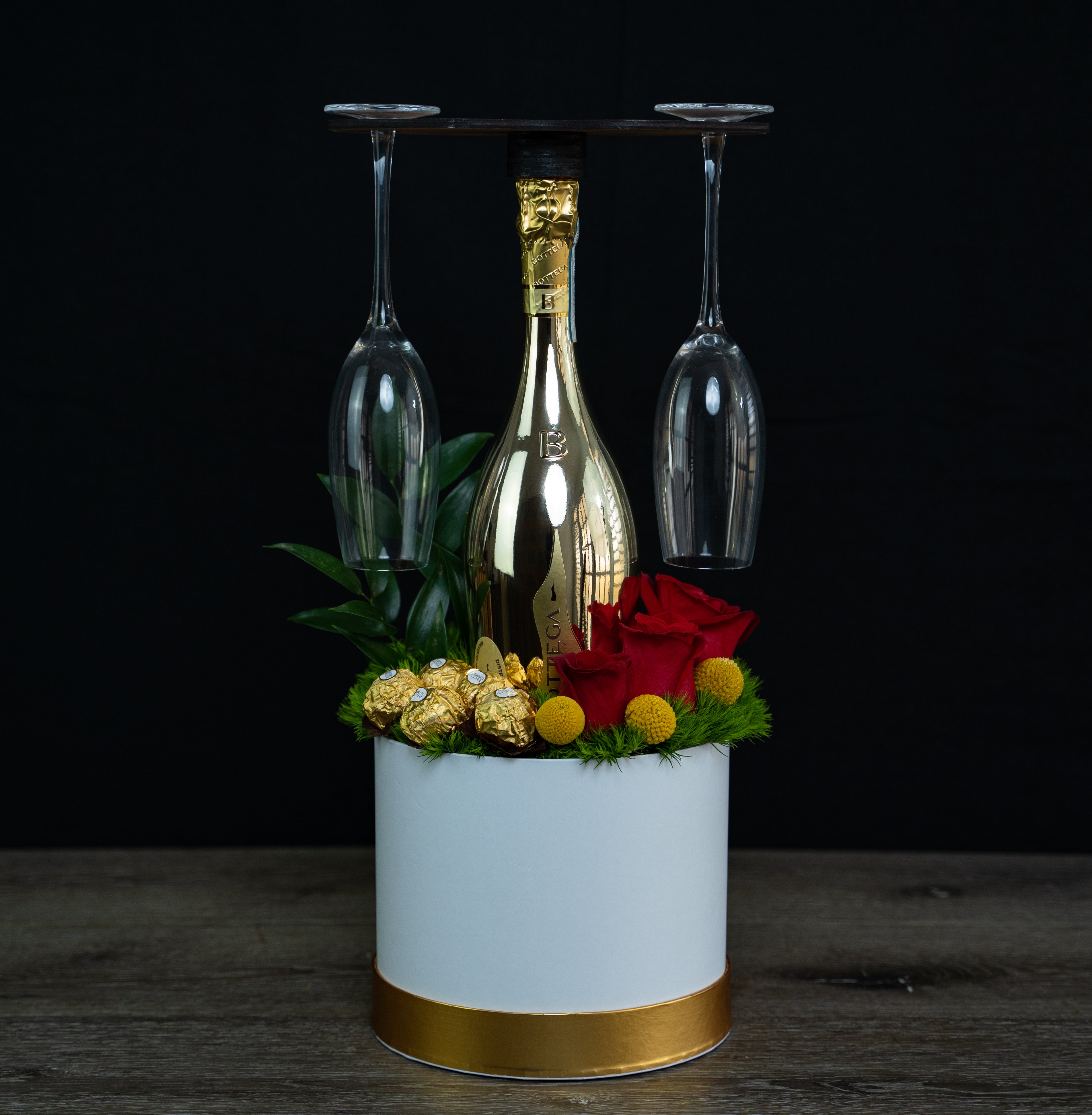 Champagne in gold – Floristeria Croto Jr.