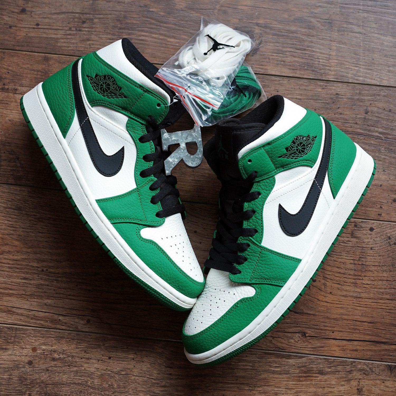 Nike Air Jordan 1 Mid Pine Sneakers Shoes