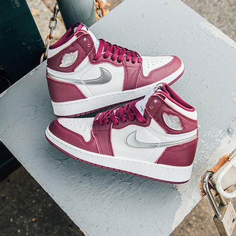 Nike Air Jordan 1 Retro High Bordeaux Sneakers Shoes