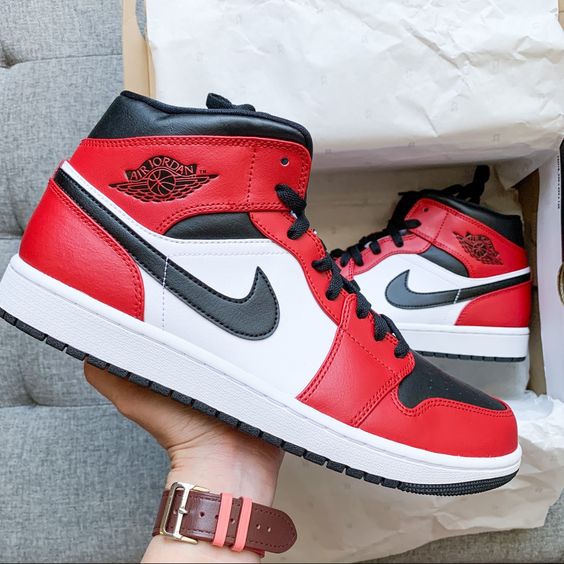 Nike Air Jordan 1 Mid AJ1 Jordan generation middle cut classic retro culture casual sports basketbal