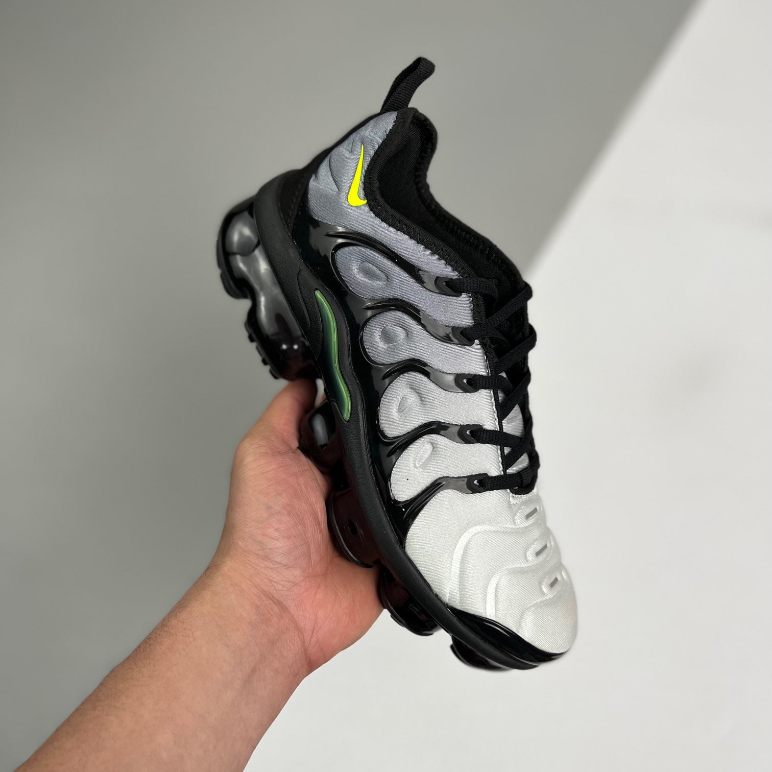 Nike Air VaporMax Plus Grey Sneakers Shoes