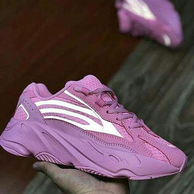 Adidas Yeezy 700 Runner Boost Fashion Casual Running Sport Shoes ladies' sneakers