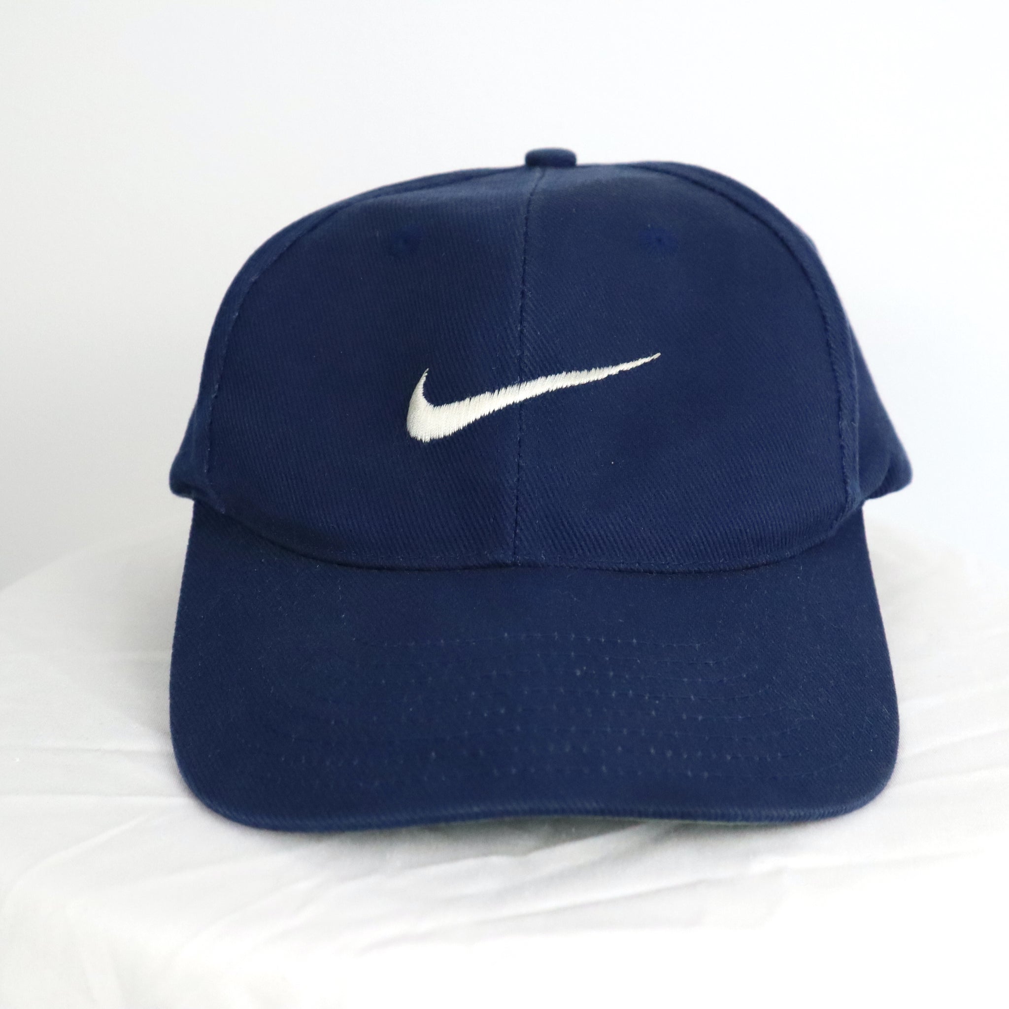 90s Vintage Nike Embroidered Cap – Thrift Shop