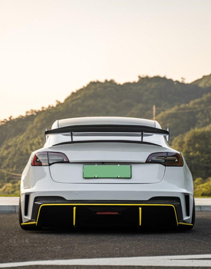 Robot Craftsman "HACKER" Rear Bumper & Diffuser for Tesla Model 3 Performance/Base Carbon Fiber/FRP