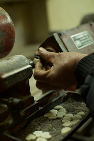 A button maker in Jaipur
