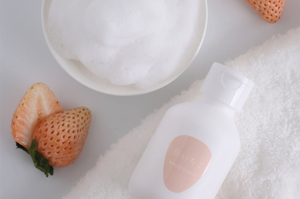 white strawberry face wash