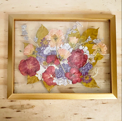 Pressed Flower Bouquet - Boutonniere Gold Frame – Midtown Bramble & Bloom