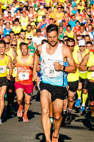 Corredores en una carrera en verano