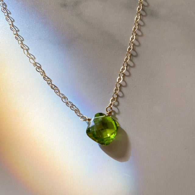 peridot layering necklace