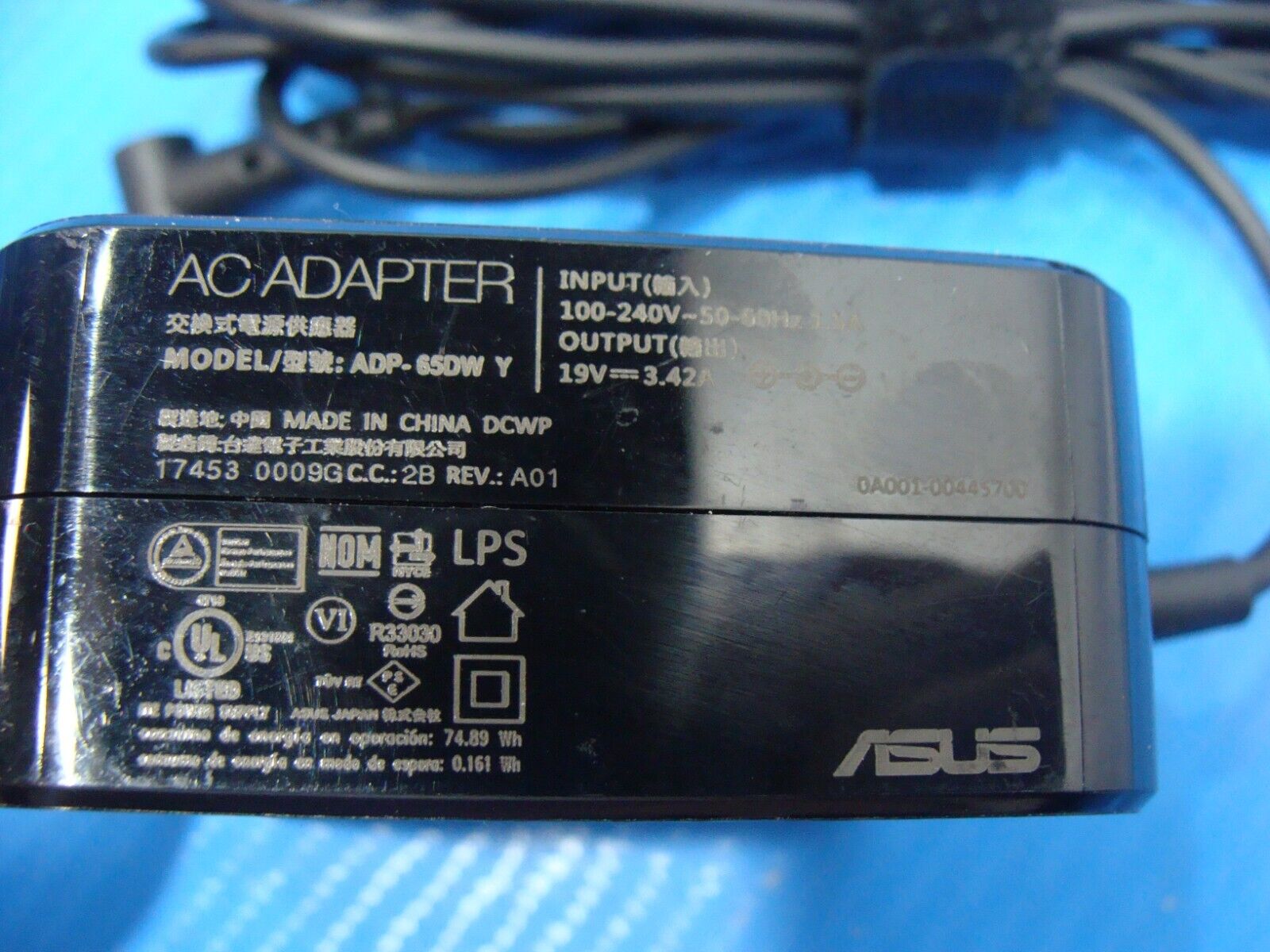 Laptop Adapter 19V 3.42A 65W 4.0*1.35mm ADP-65DW A AC Power