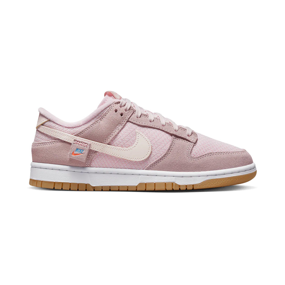 low nike dunks pink