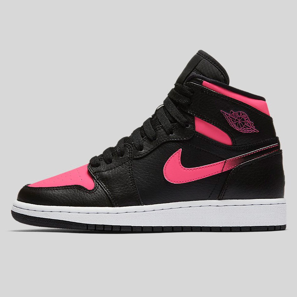 jordan 1s pink and black