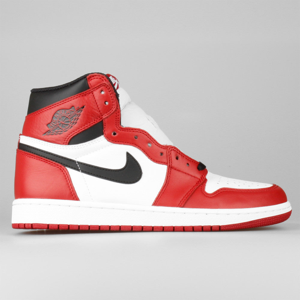 nike jordan retro 1 chicago