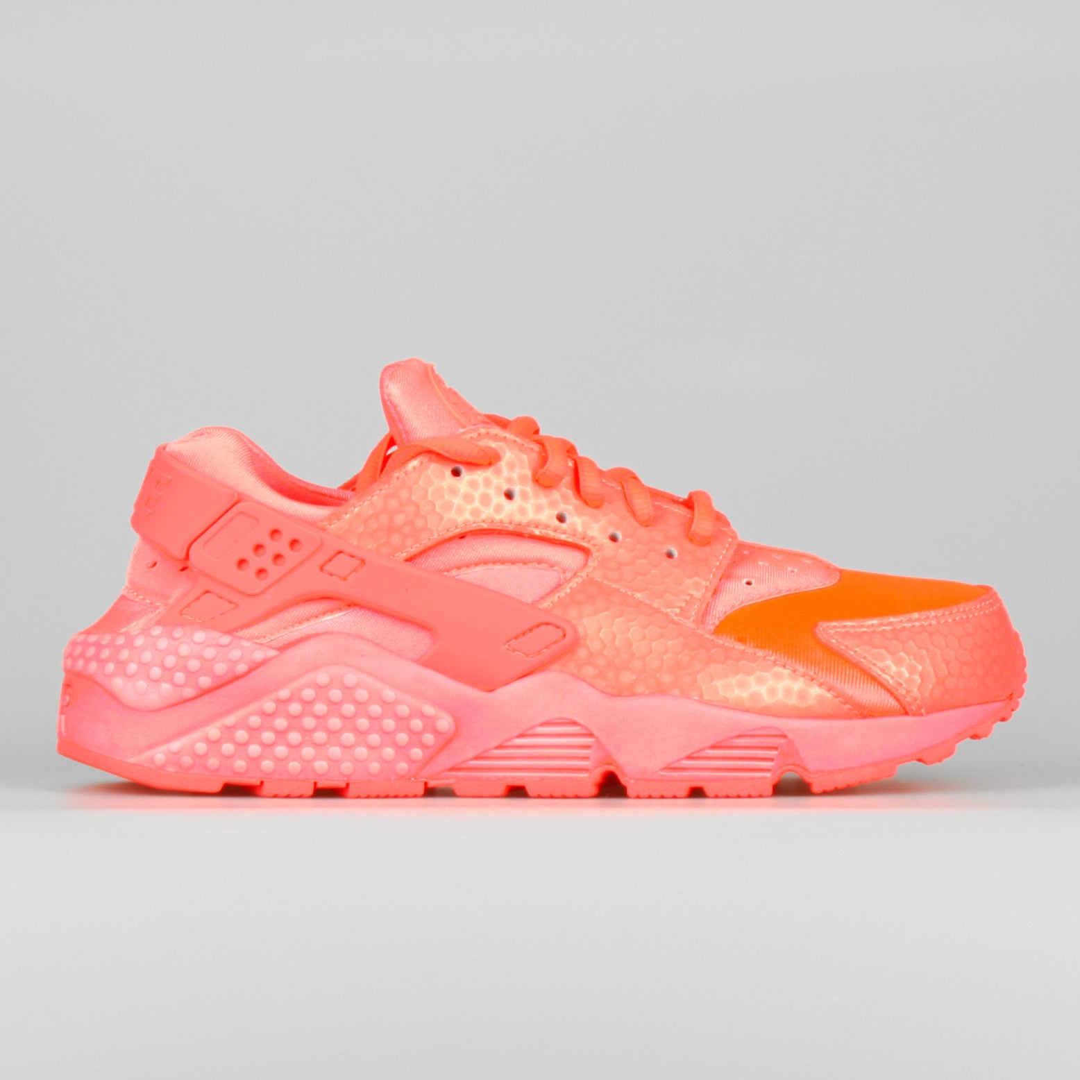 nike wmns air huarache run prm hot lava