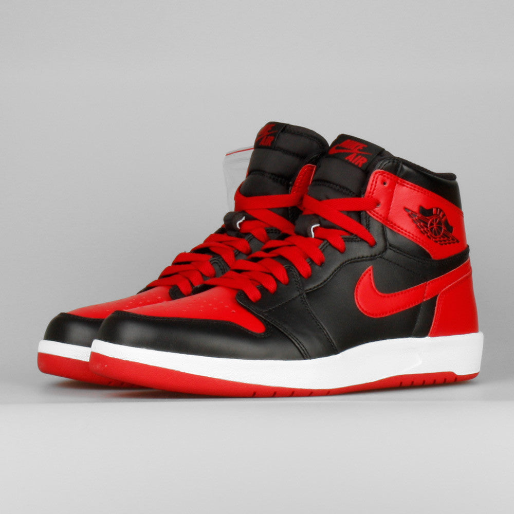 air jordan 1 high the return bred