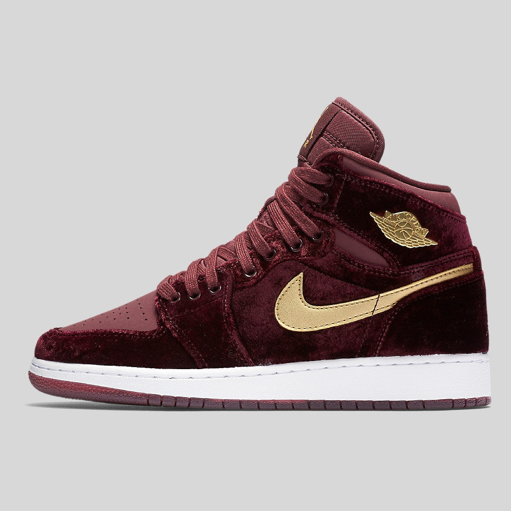 jordan wmns air jordan 1 ret hi prem