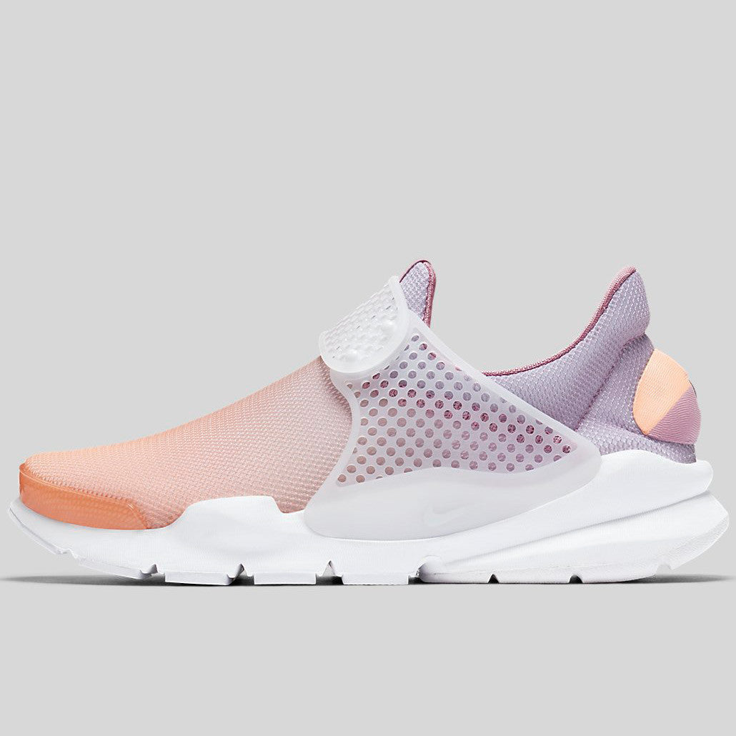 wmns nike sock dart br