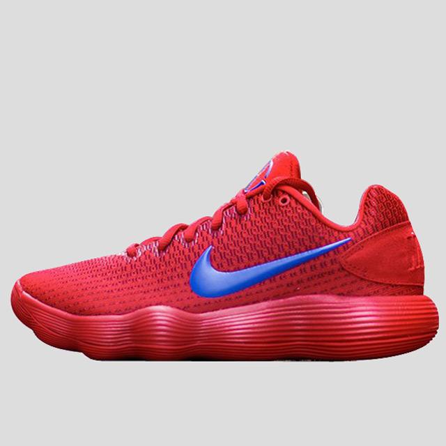 red hyperdunks