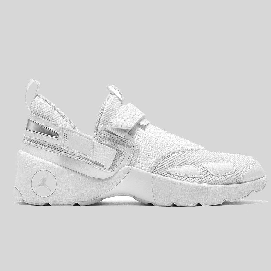 jordan trunner lx white