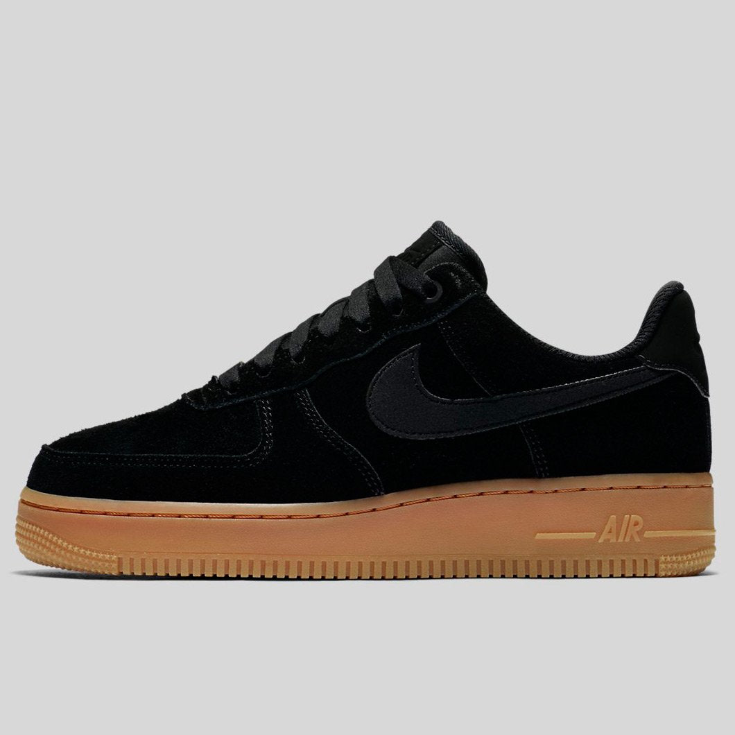 nike air force 1 07 se black gum