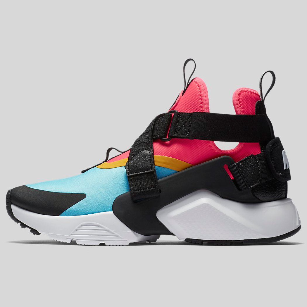 nike air huarache pink and black