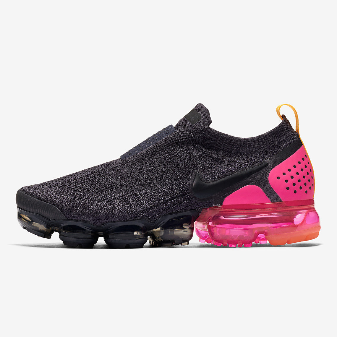 black pink vapormax