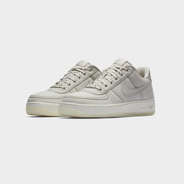 nike air force one low retro qs