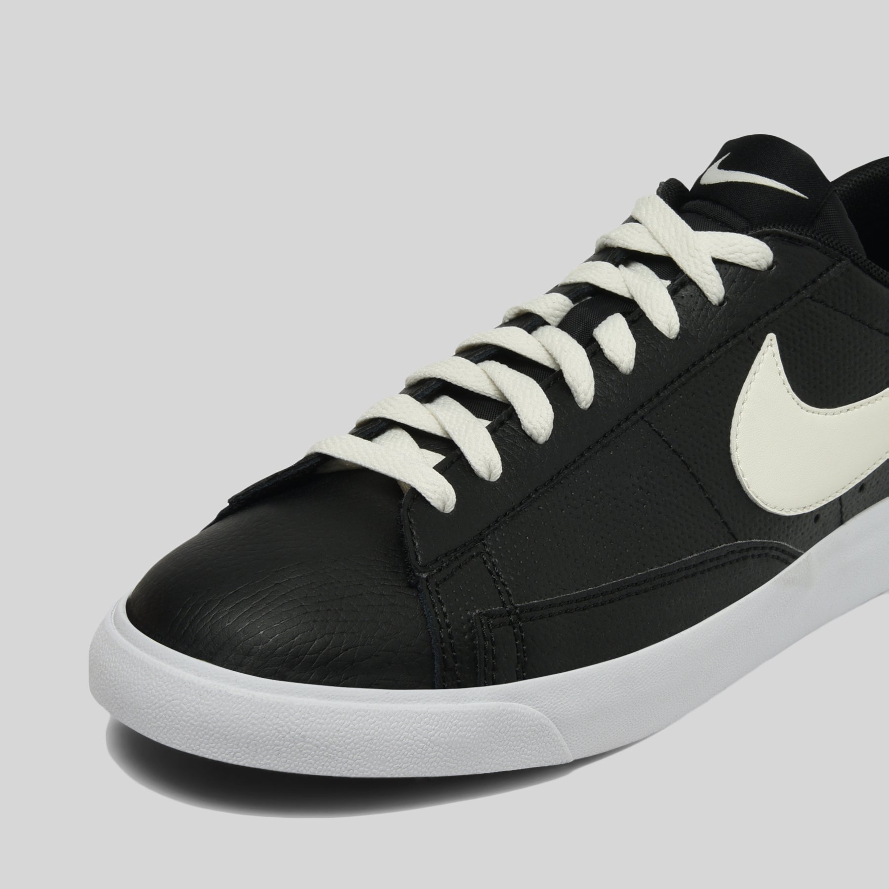 blazer low lthr