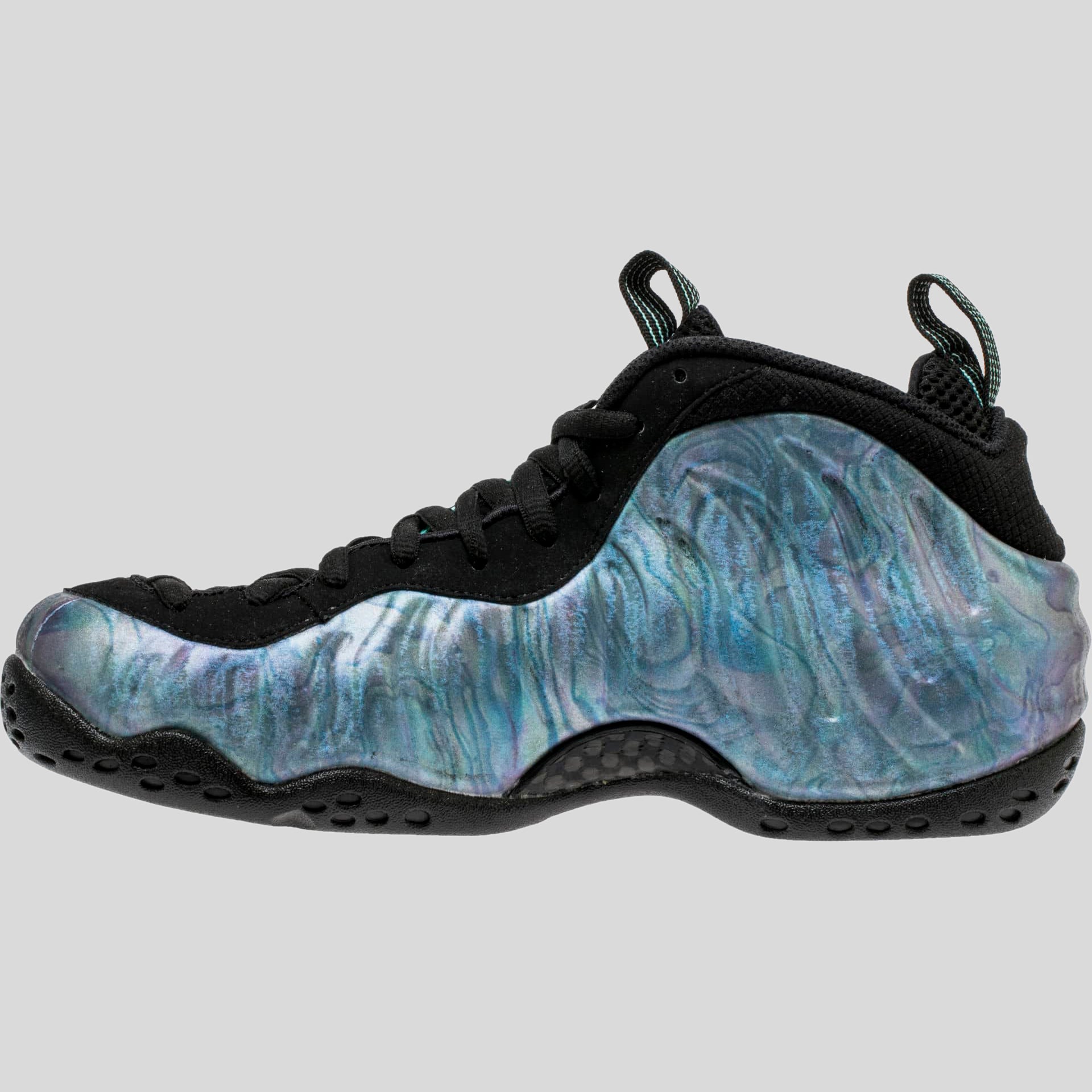 foamposite black and green