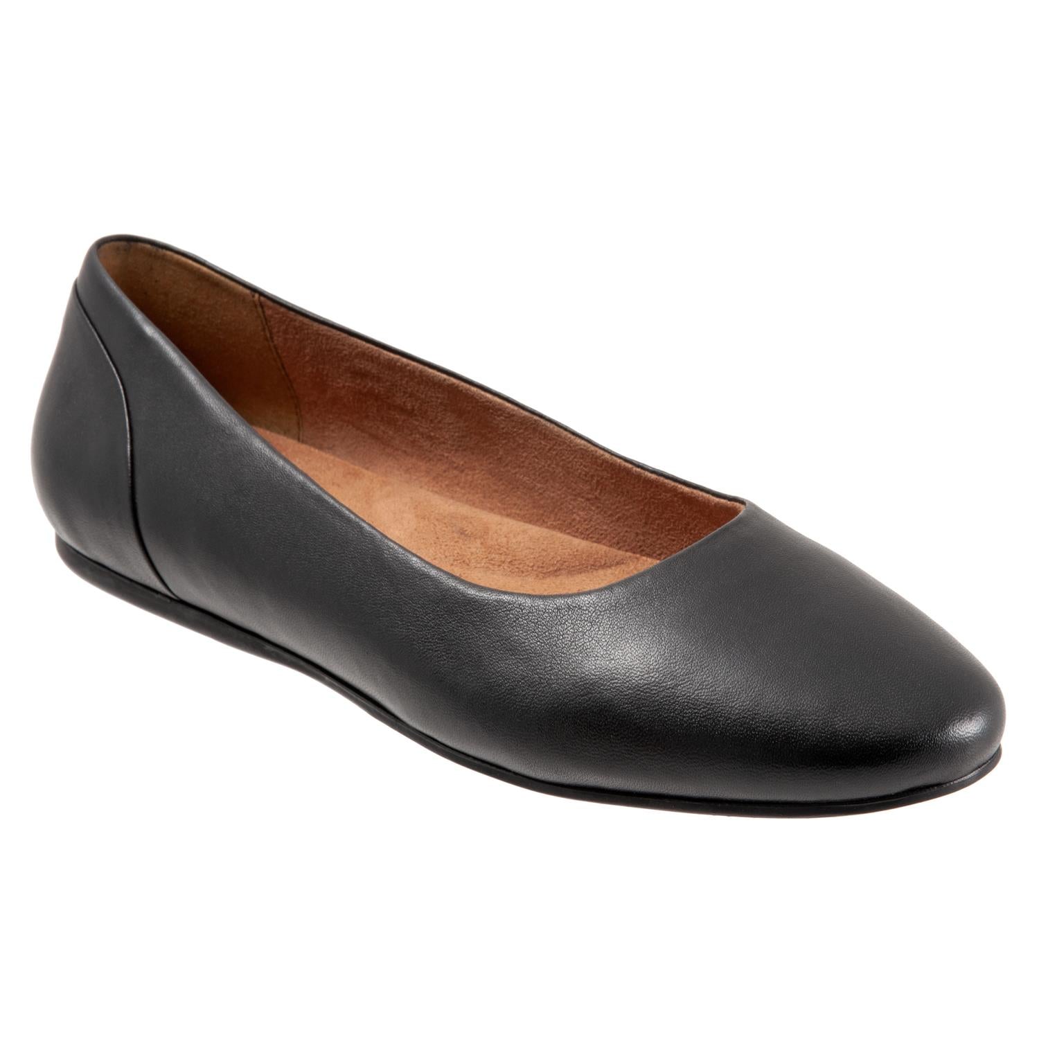 Softwalk Shiraz Narrow Flats In Black