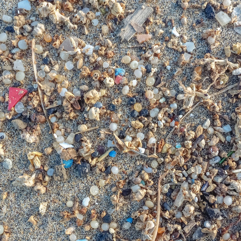 Mikroplastik im Sand