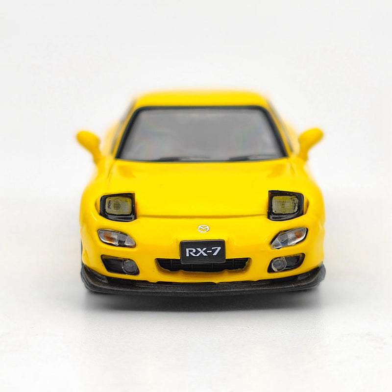 Hobby Japan HJ642007FY 1/64 MAZDA RX-7 (FD3S) Type RS With Engine Model Yellow