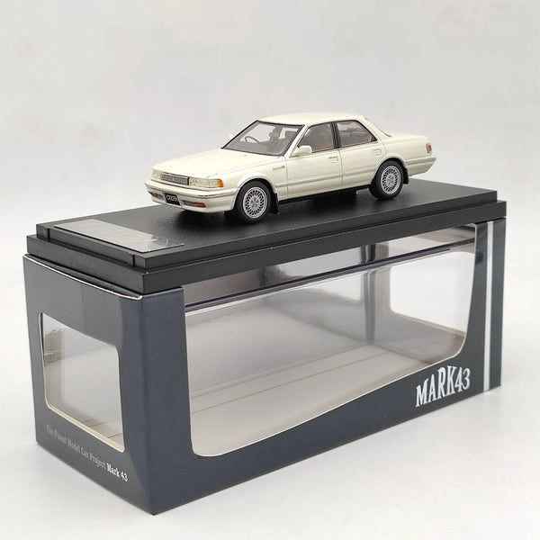 Mark43 1:43 Toyota CRESTA 2.5GT Twin Turbo 1991 Customized Ver