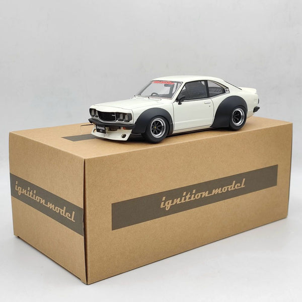 新しいブランド Mazda 1/18 Savanna White Racing (S124A) ミニカー