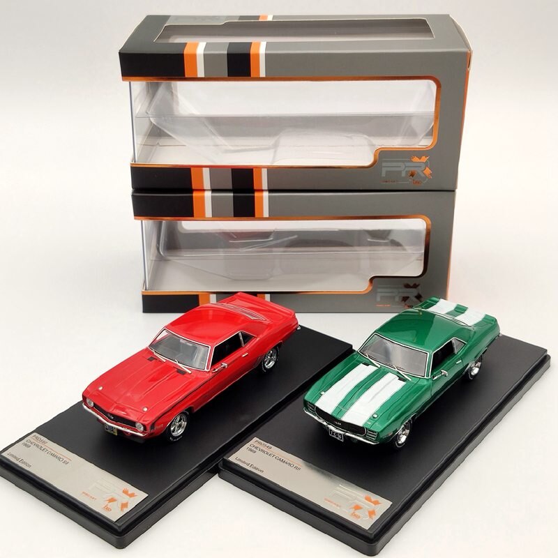 Premium X 1:43 Chevrolet Camaro RS/SS 1969 Green/Red Diecast Models Co
