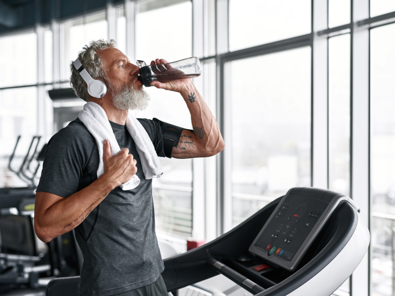 Healthy older man in the gym