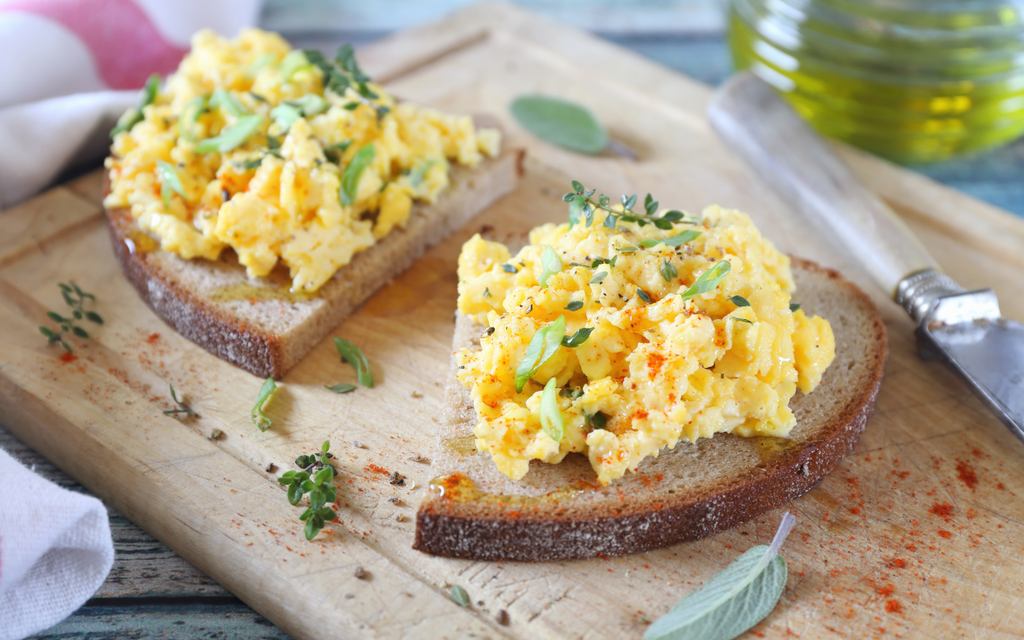 Scrambled eggs to boost testosterone levels