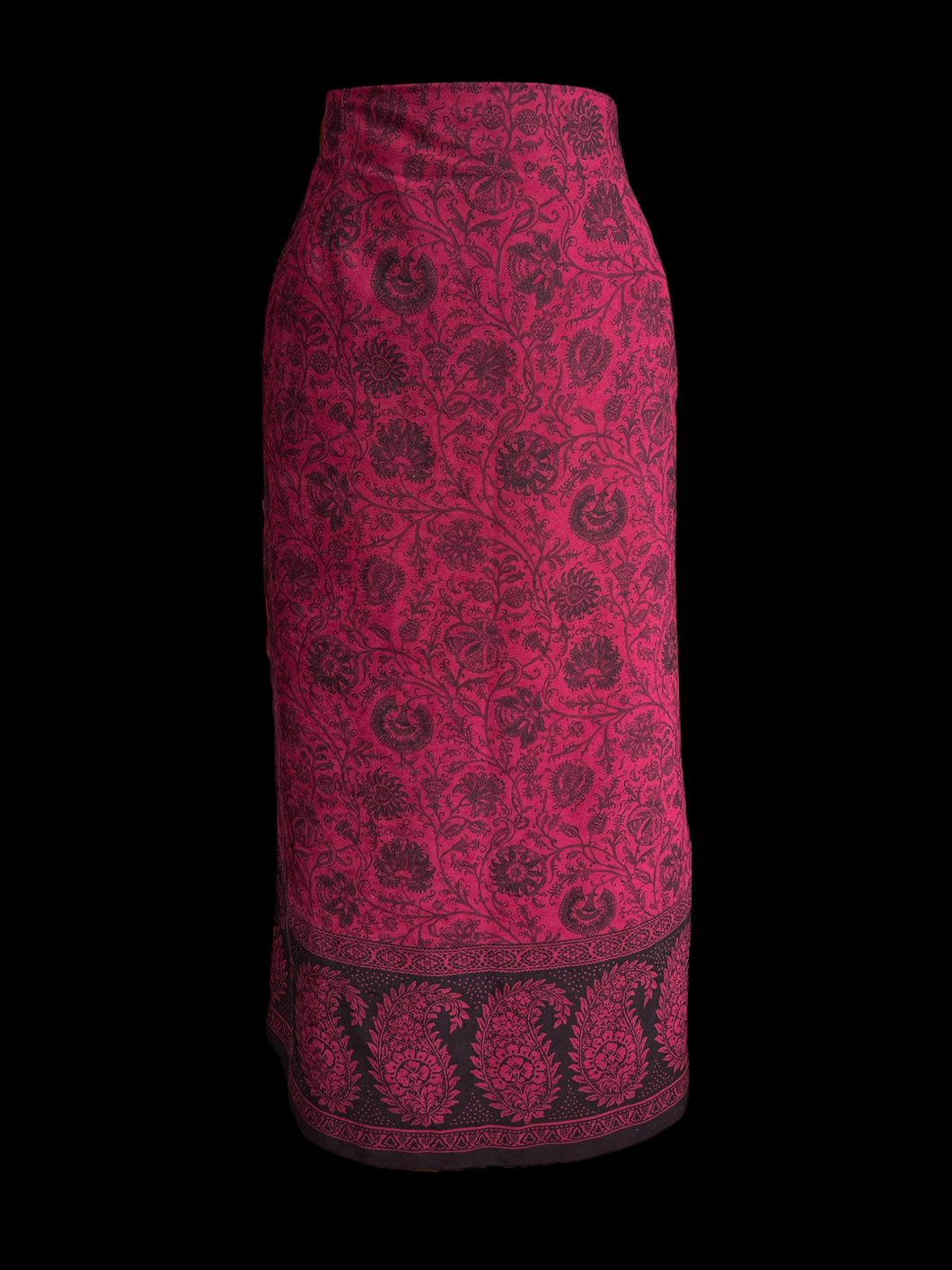 L/XL Vintahe maroon suede-like fabric maxi skirt w/ floral paisley design, & zipper on back