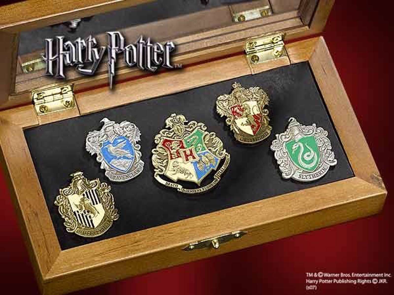 hogwarts house pins noble collection