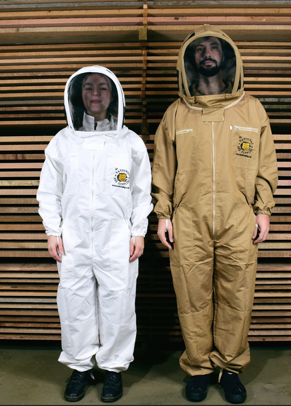 An image of Beekeepers Suit with Fencing Hood, M / Beige