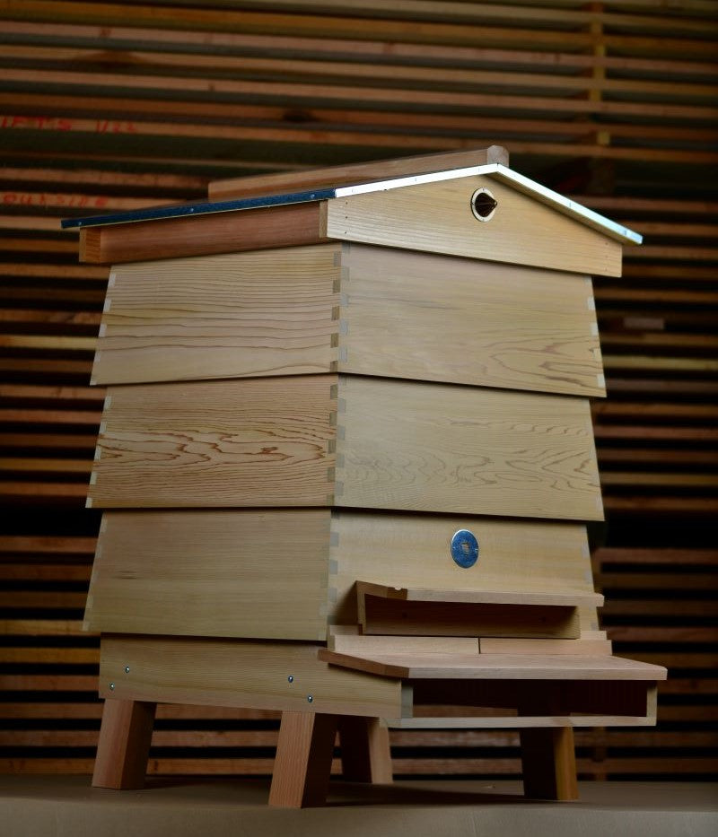 An image of WBC Complete 14"x12" Hive - No Super, Assembled
