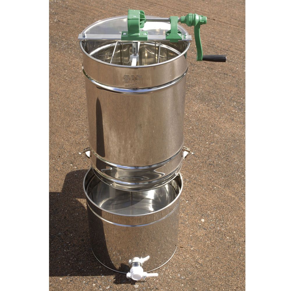 An image of Four Frame Stainless Steel Extractor Integral Filter Bottling Tank And Side Hand...