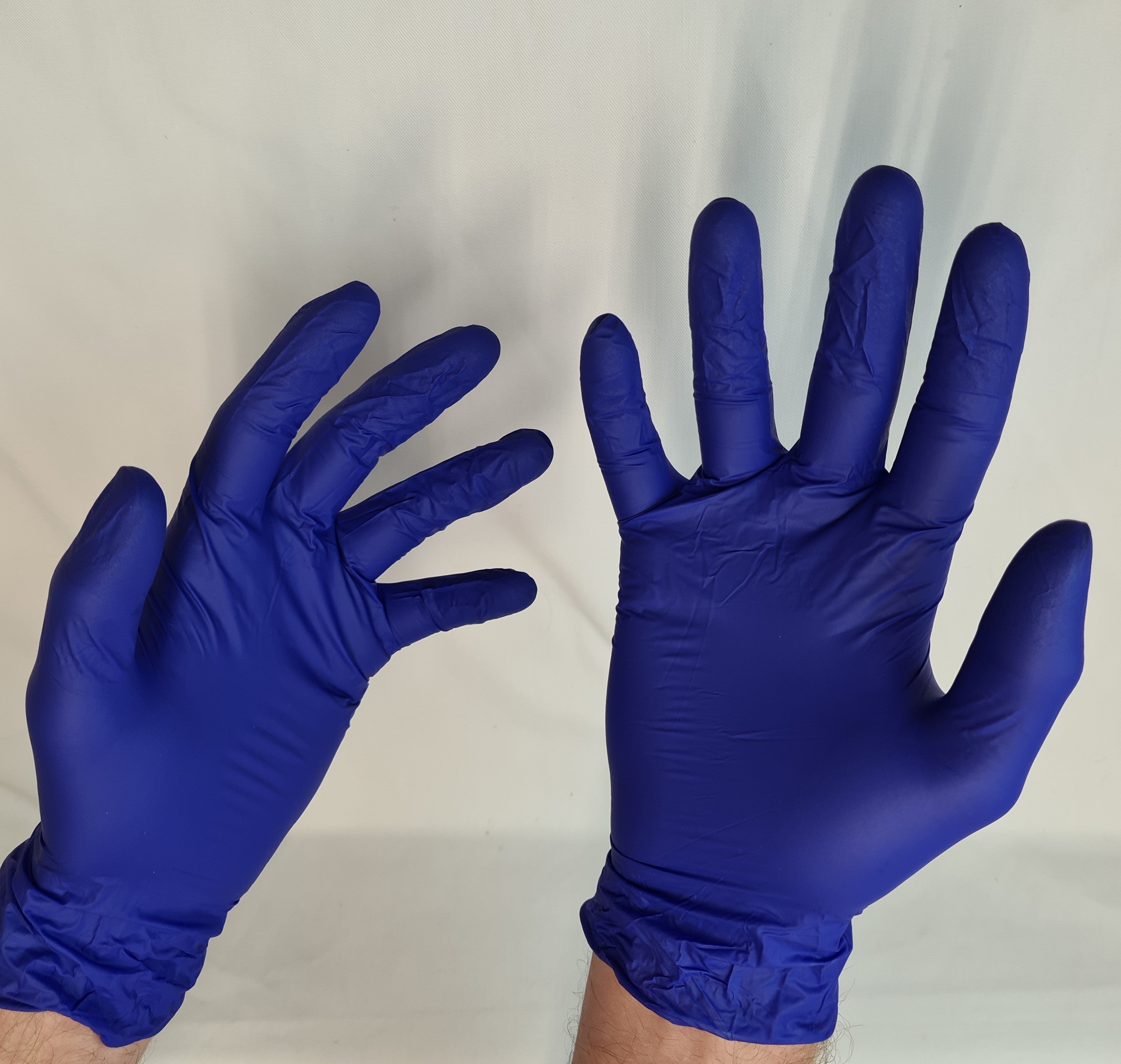 An image of Nitrile gloves (pack of 5 pairs), S