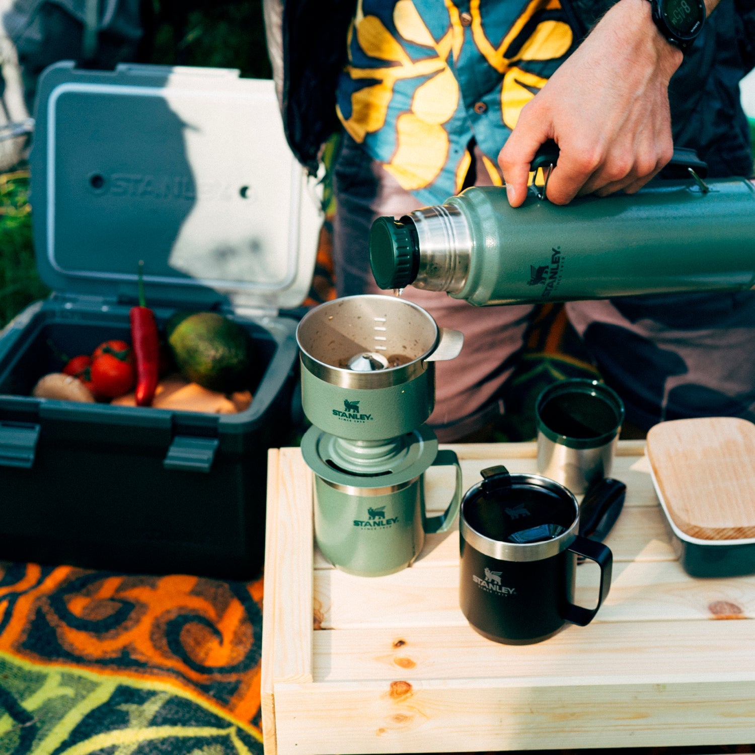 Stanley The Adventure The Stacking Beer Pint 470 mL, Hammertone Green,  thermos cup