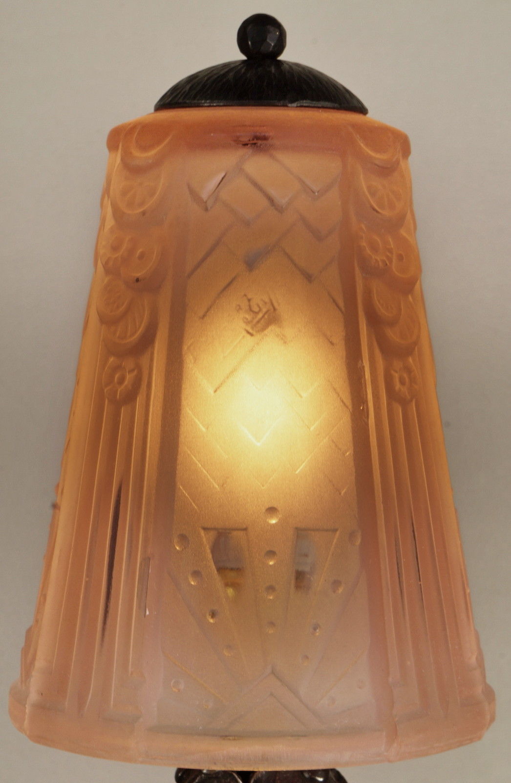 ミューラー兄弟　アールデコ幾何学模様のランプ