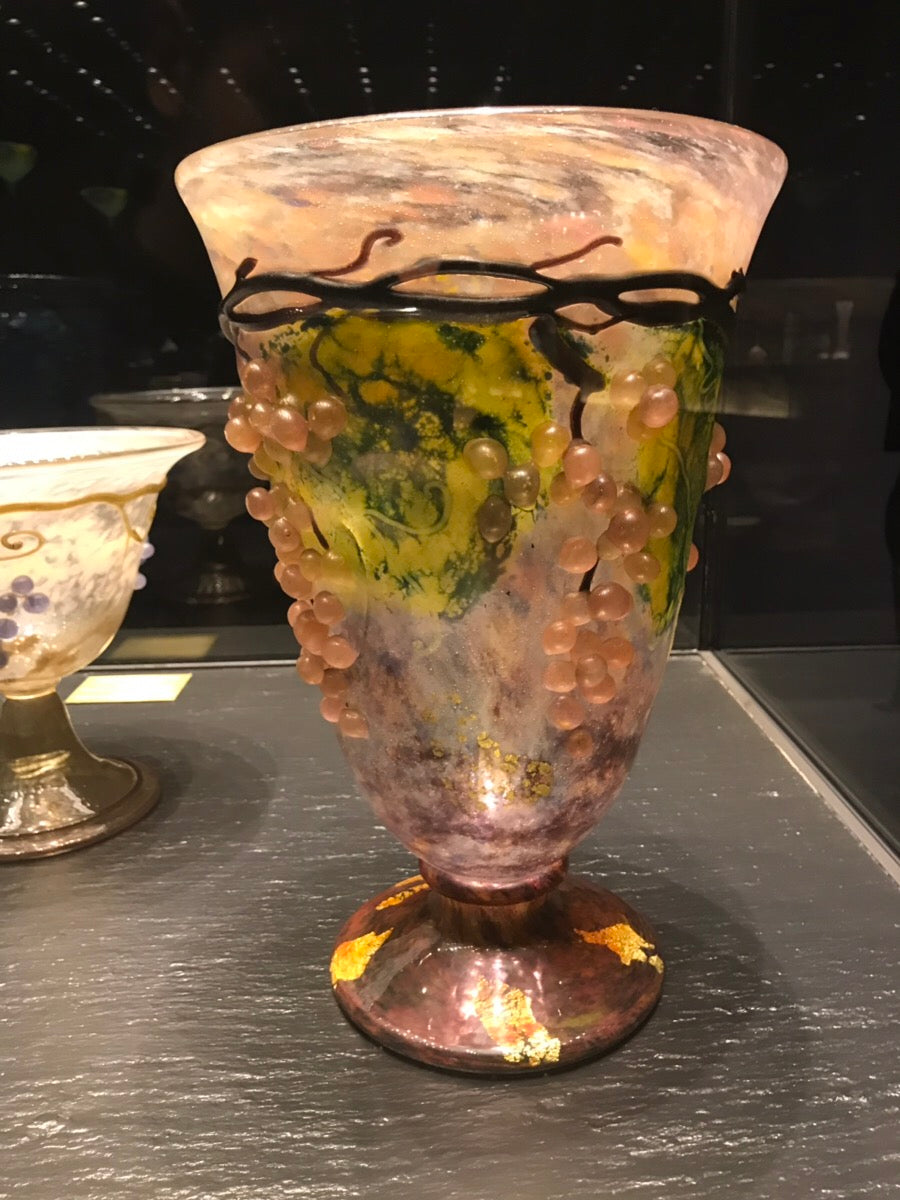 ドーム兄弟　アールヌーボーを象徴する花瓶