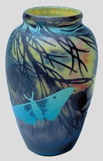 ミューラー　蝶の花瓶